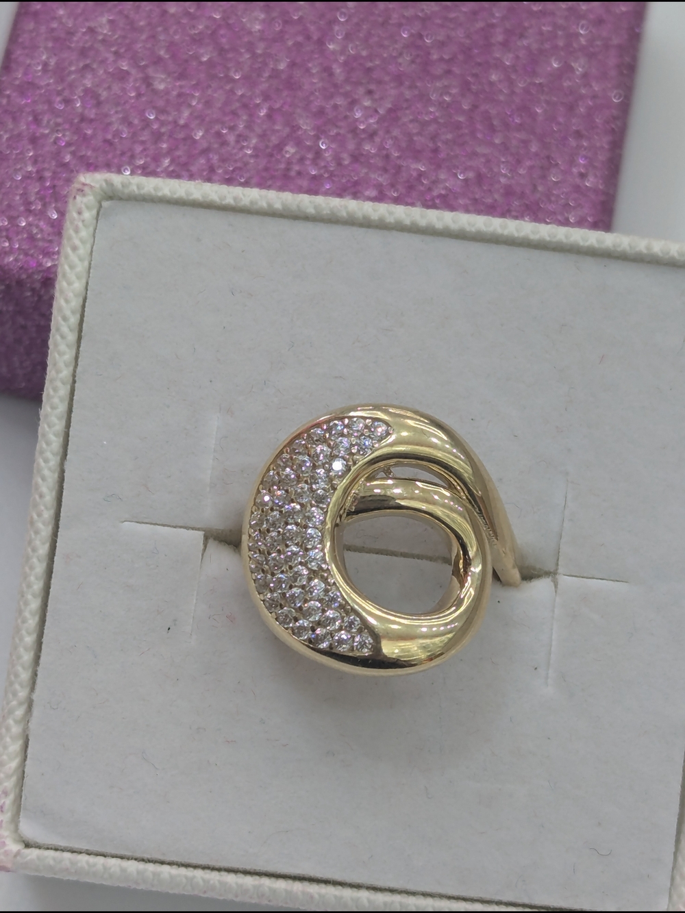 10kt Real Gold Women's Ring Size 7